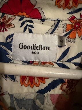 Goodfellow & Co Cream Floral Button-Up with Navy, Orange, Pink Accents